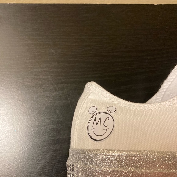 Miley Cyrus x Converse Ox Low Top NWT - Picture 6 of 16